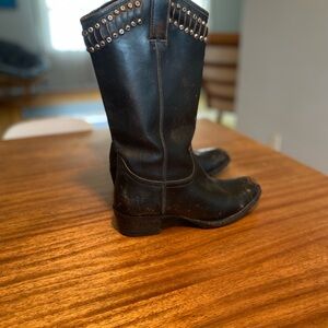 Frye Black Leather Boot, Size 7.5.